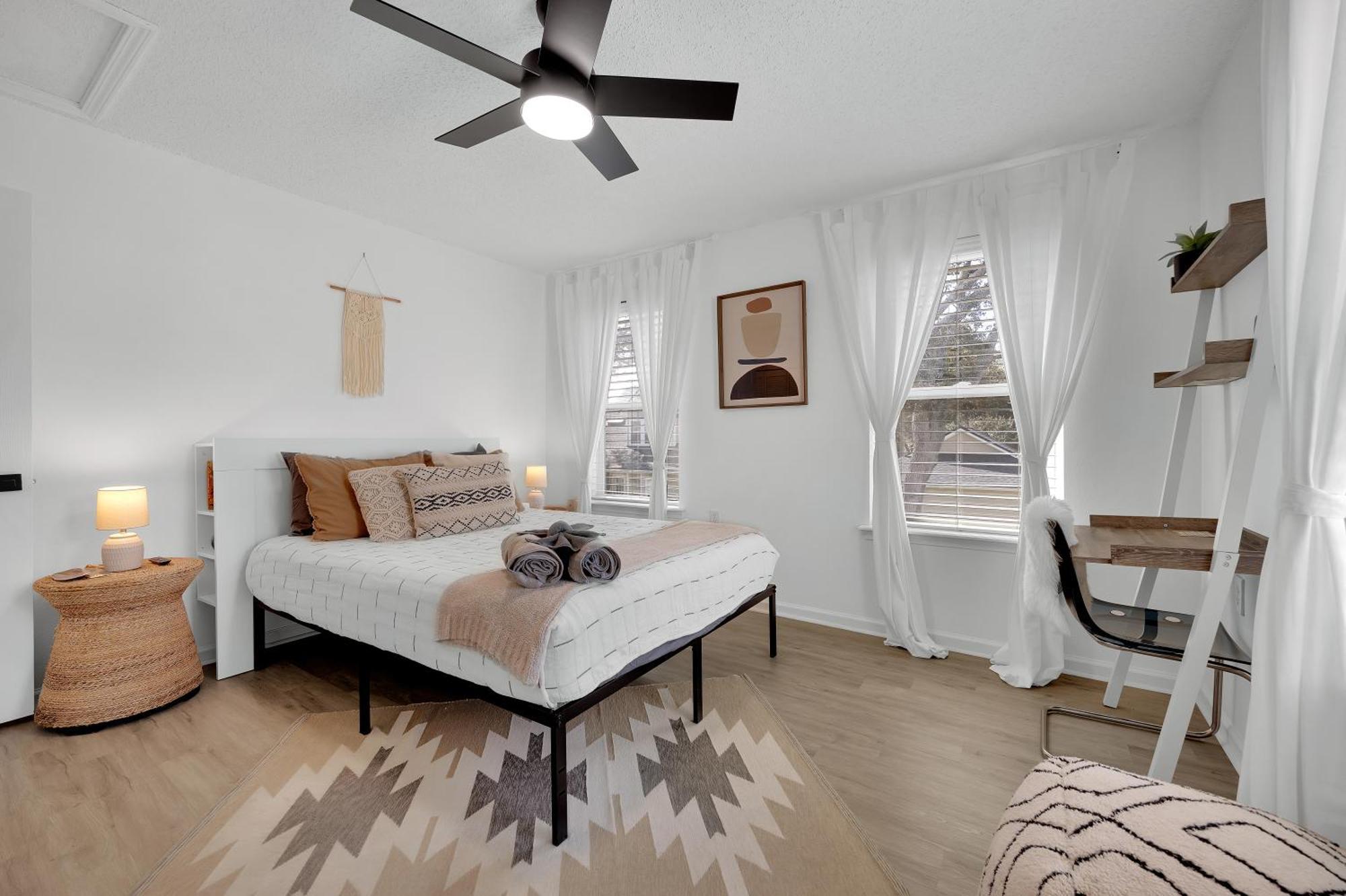 {Hidden Gem} Beach Home Blocks From Ocean +6 Bikes Jacksonville Beach Exterior photo