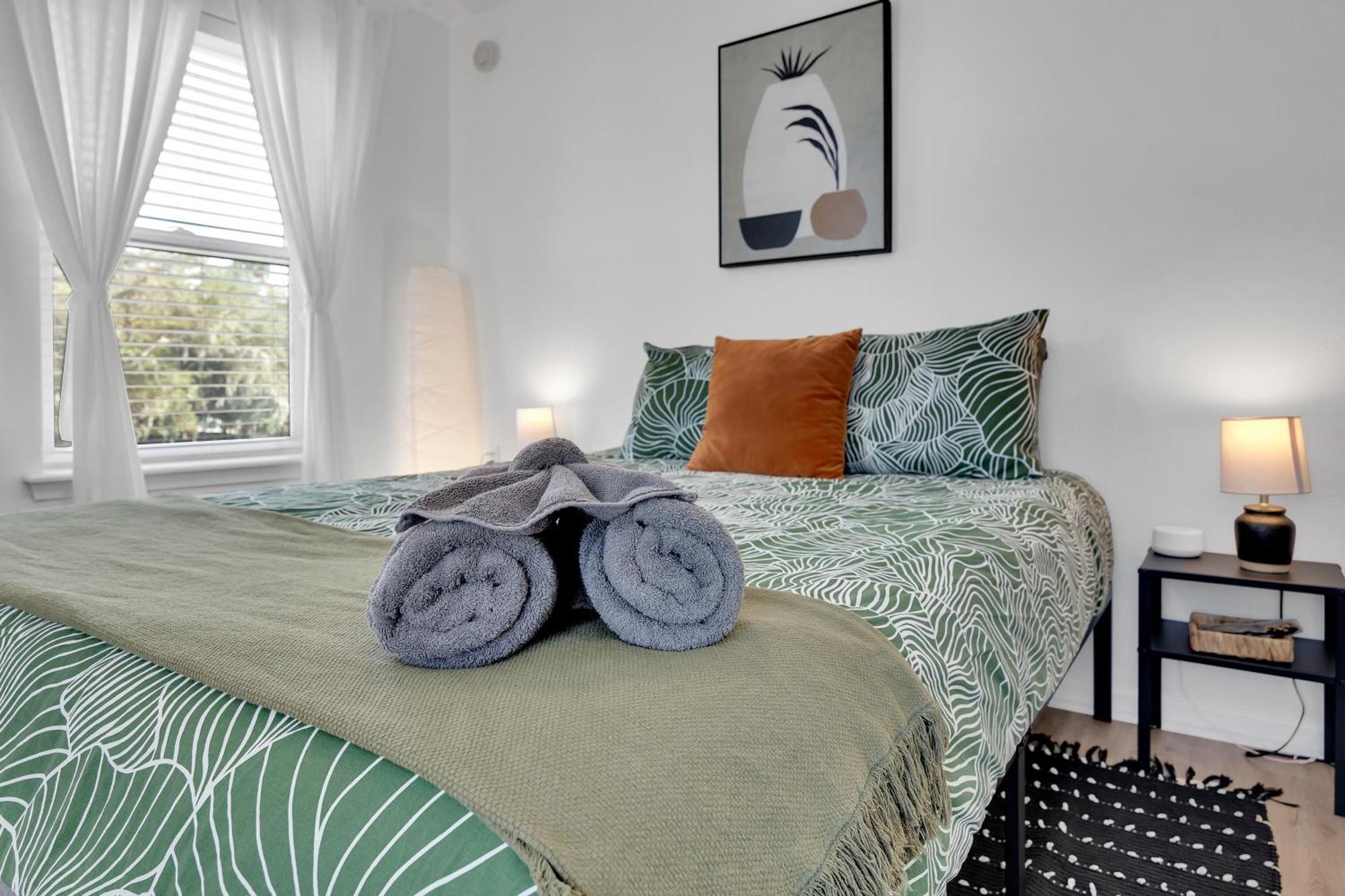 {Hidden Gem} Beach Home Blocks From Ocean +6 Bikes Jacksonville Beach Exterior photo
